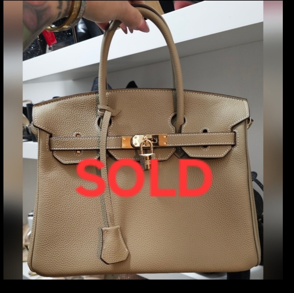 SOLD!! Elegant Tan Handbag